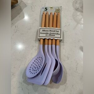 Lavender Silicone Utensil Set with Wooden Handles 5 piece NWT